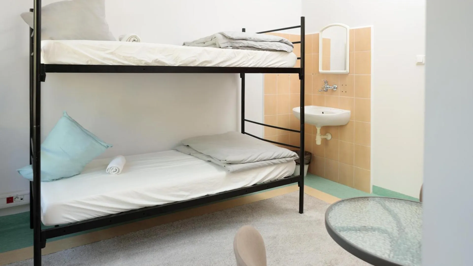 Alliance Hostel Warsaw 0*,
